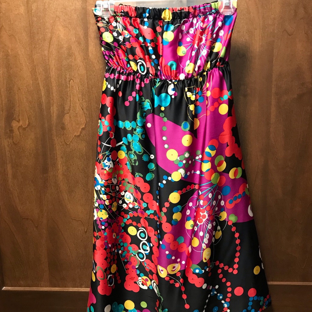 Women’s Strapless Cocktail Dress